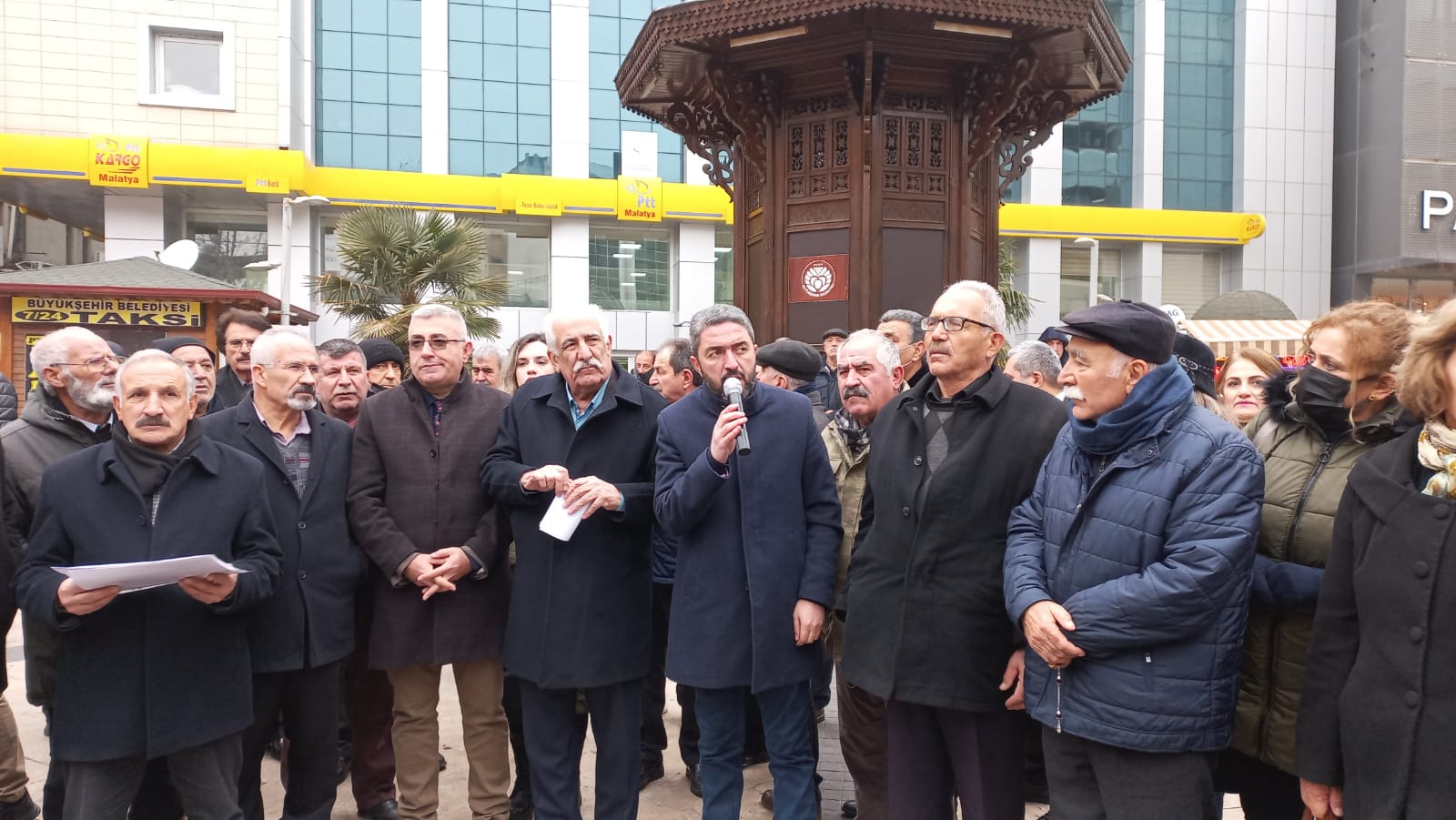 CHP İl Örgütü Yüzde 30'luk Zammı Protesto Etti