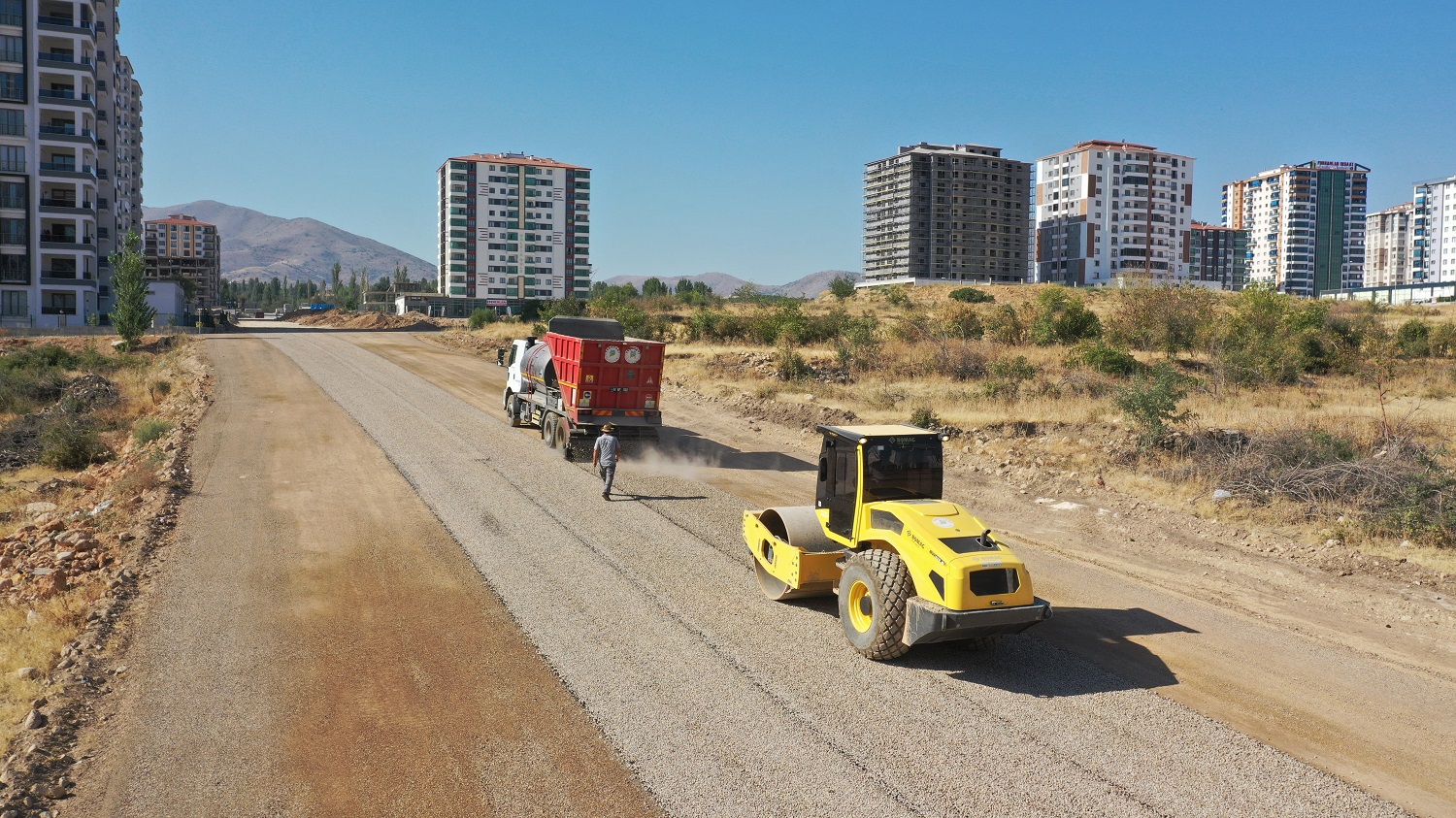 Çınar, “Bostanbaşı, Açtığımız Yeni İmar Yollarıyla Planlı Gelişiyor”