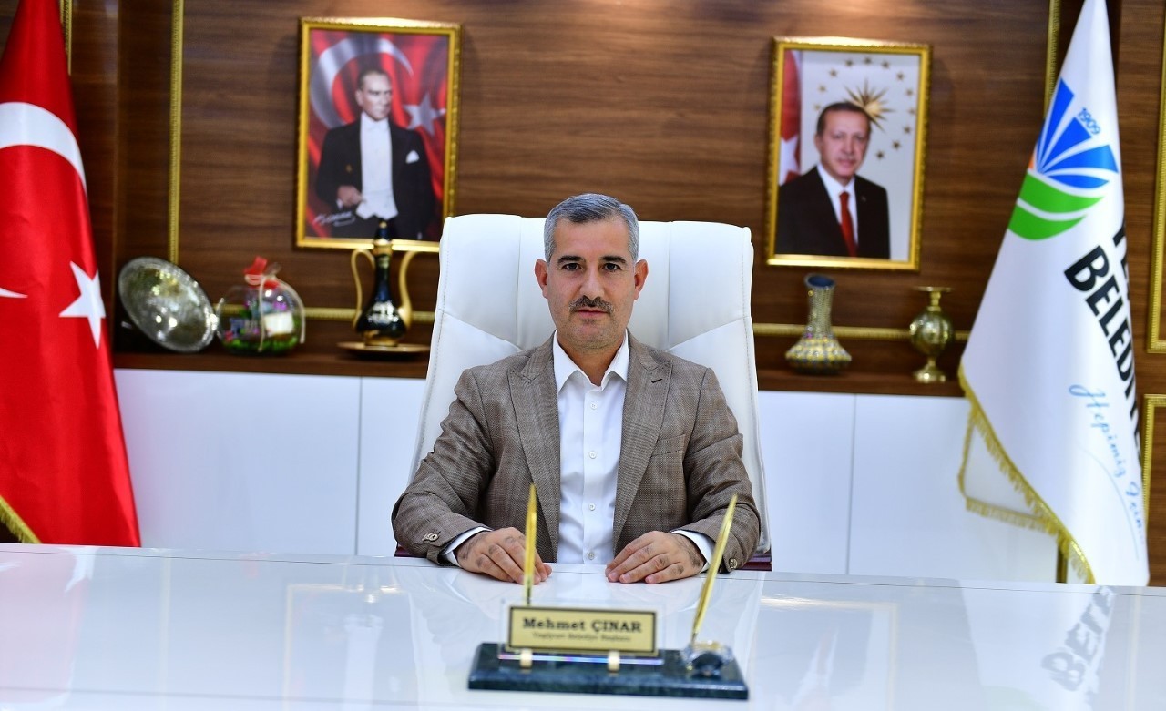 Çınar’dan Öğretmenler Günü mesajı