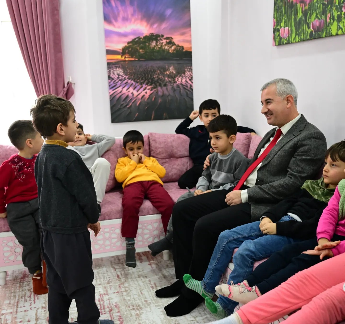 Çınar, “Her Çocuk Bir Değer, Her Çocuk Bir Altındır”