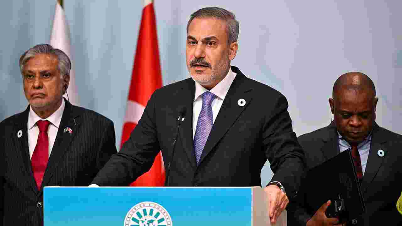 Dışişleri Bakanı Hakan Fidan'dan "ikili devlet" vurgusu