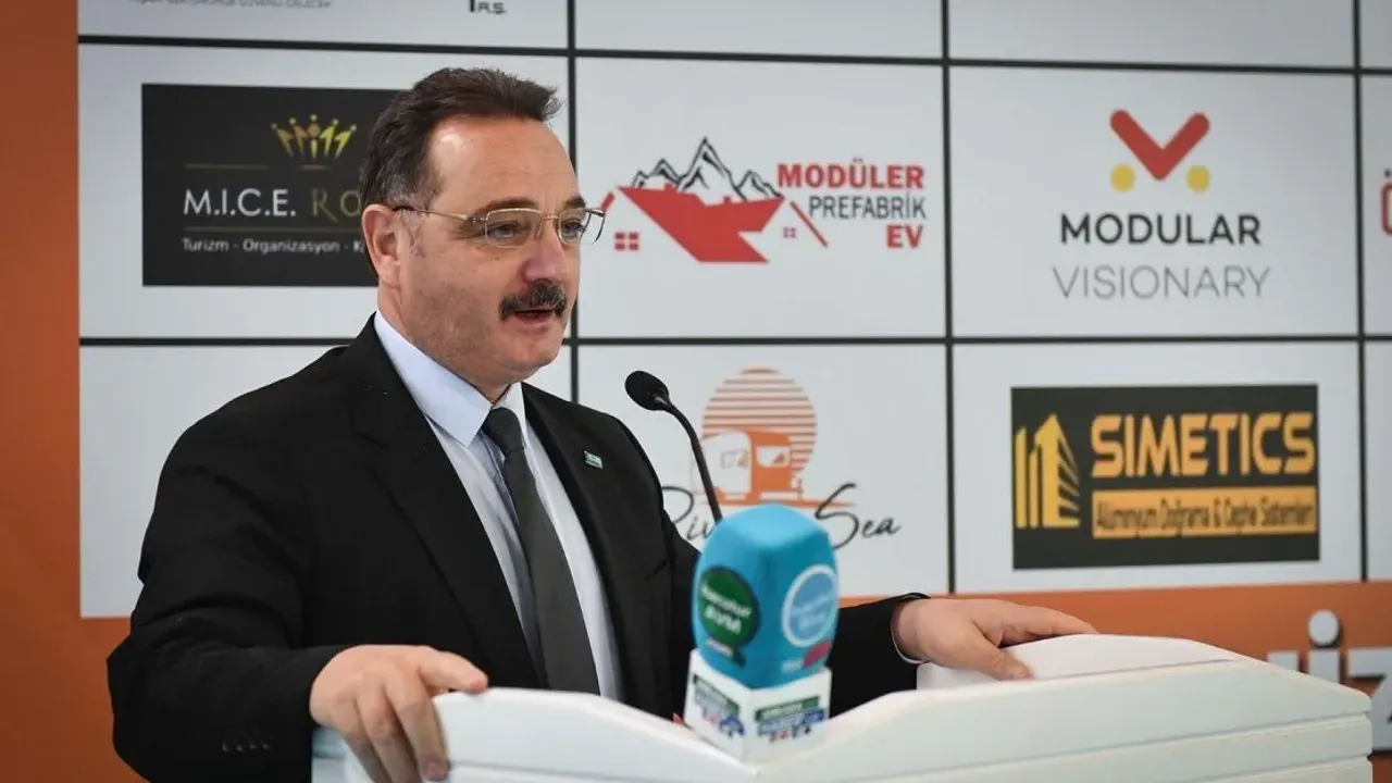 Dr. Süleyman Basa: Minimal evler az metrekarede geniş bir özgürlük alanı sunuyor - Birlik Haber Ajansı