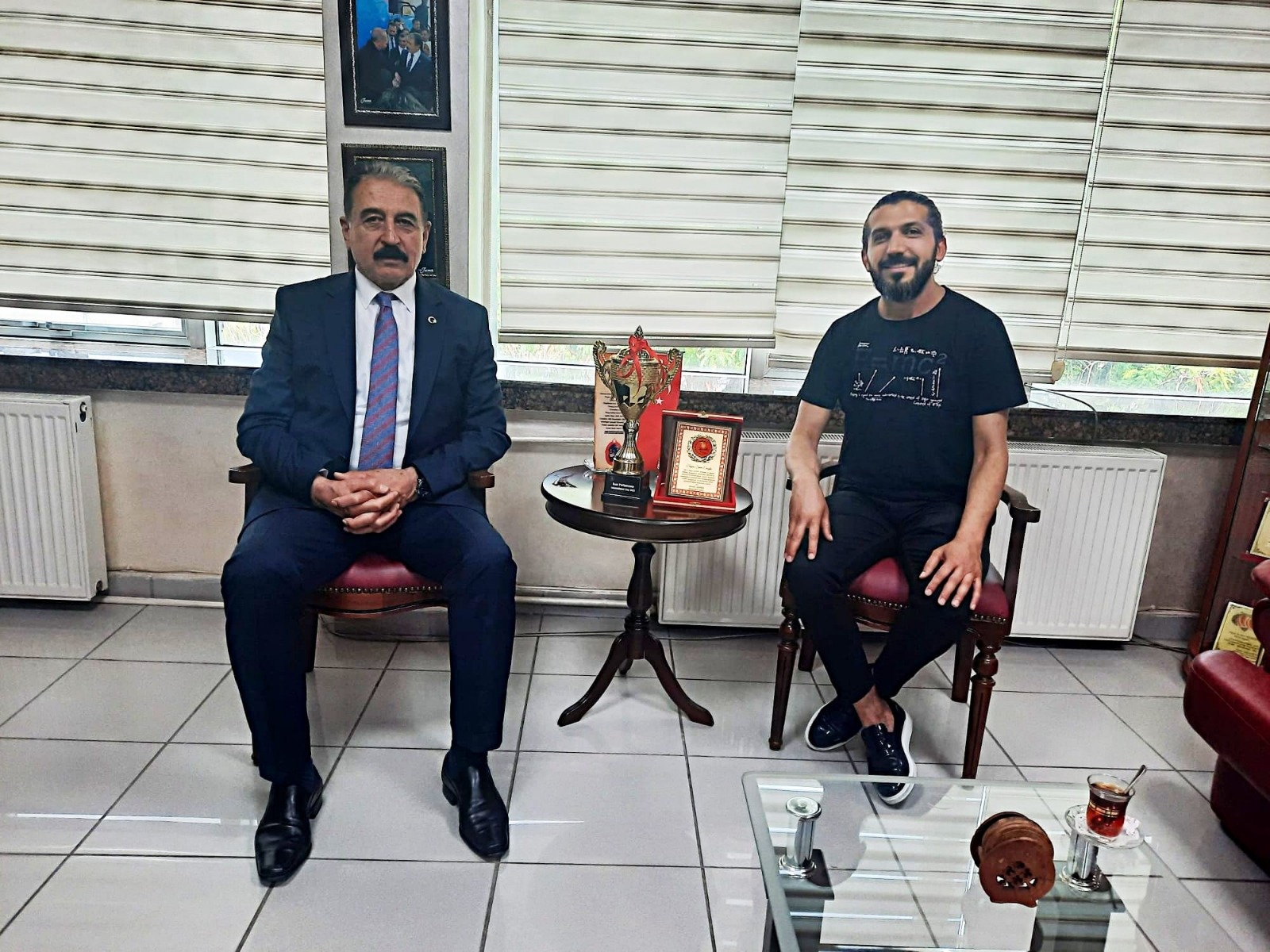 Dünya Şampiyonuna Plaket