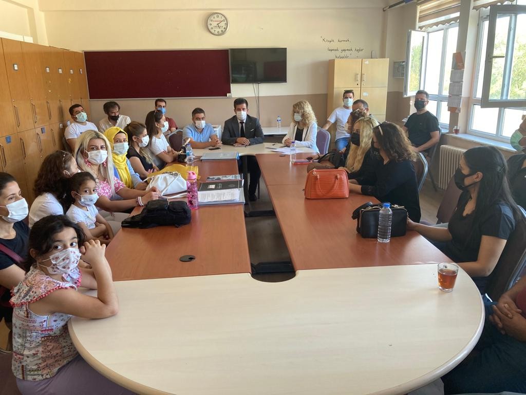 Eğitimde pandemi kurallarına riayet edilmesi istendi