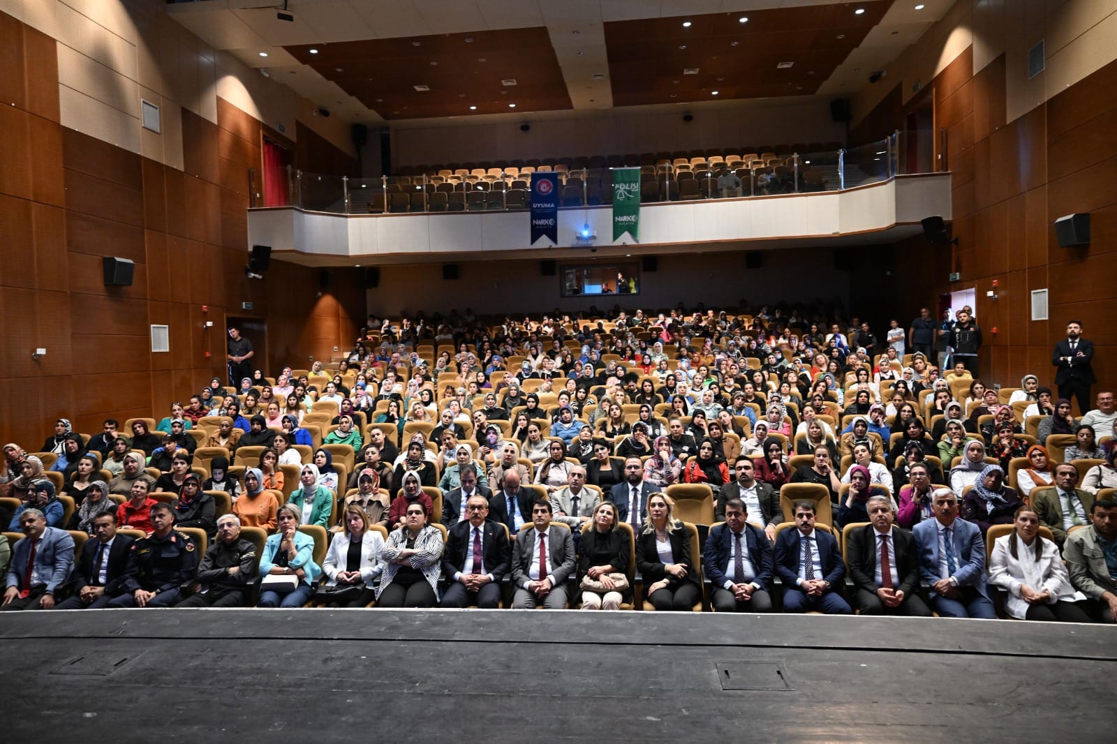 En İyi Narkotik Polisi Anne Uygulama Toplantısı
