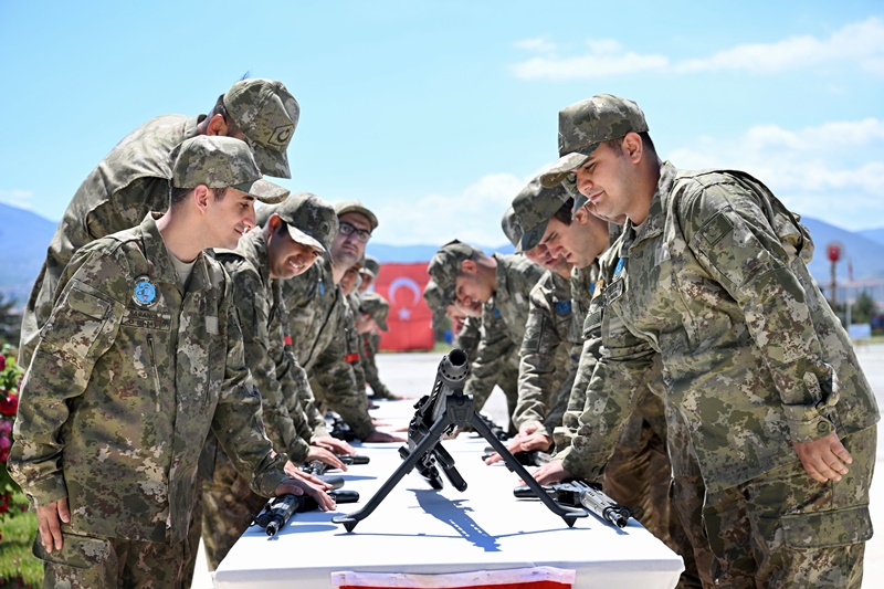 Engelsiz Yürekler 1 Günlük Asker Oldu