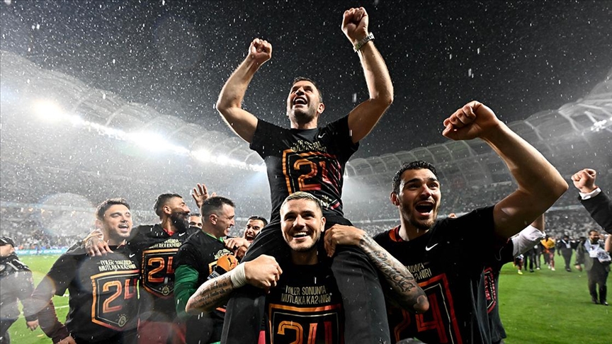 Galatasaray, Süper Lig'de 24. Kez Şampiyon Oldu