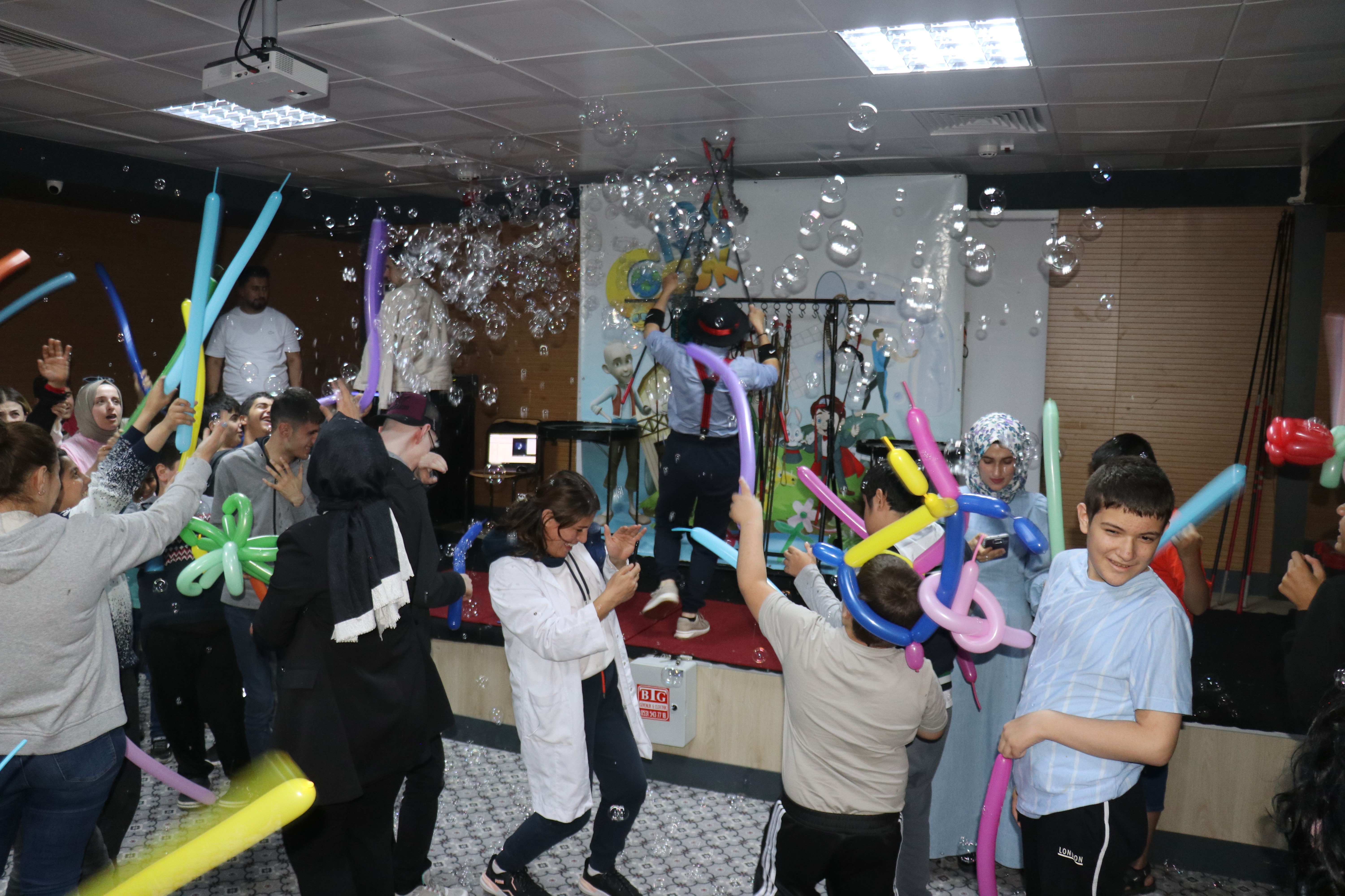 Genç MAGİNDER’in Engelliler Haftası Etkinliği İlgi Gördü