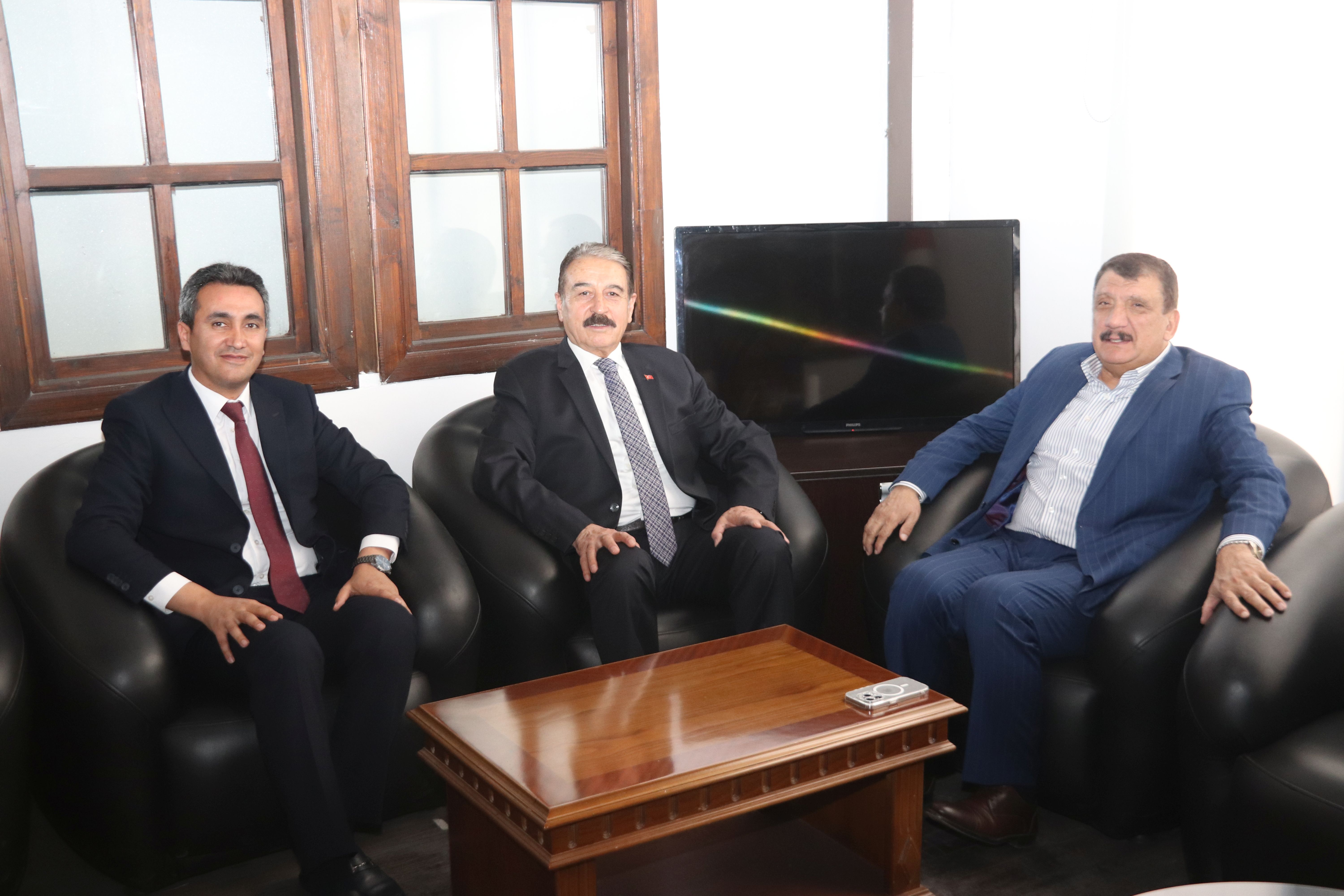 Gürkan'dan MESOB Başkanı Keskin'e Veda Ziyareti