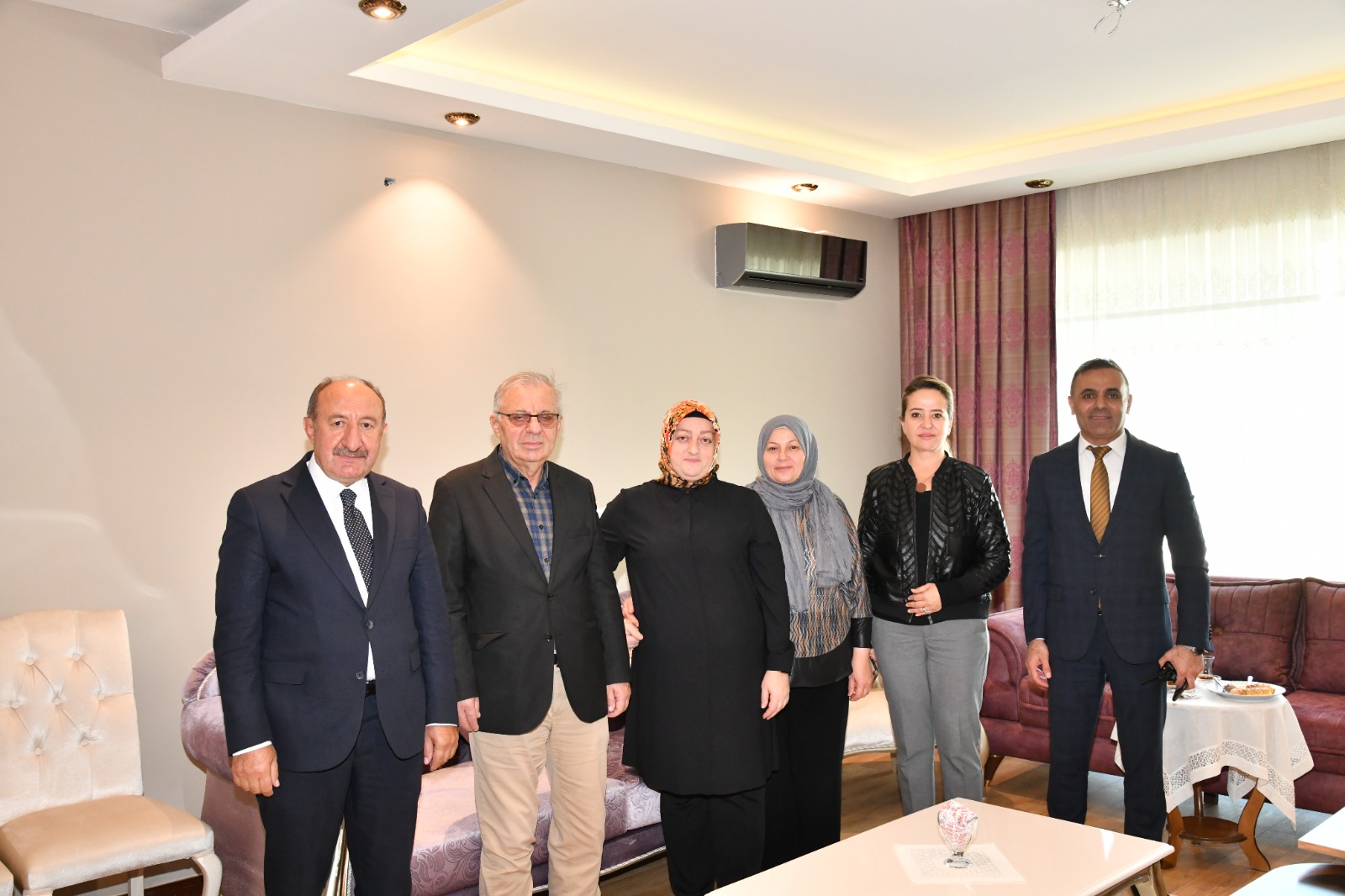 Hafize Yazıcı'dan Şehit Ailelerine Ziyaret