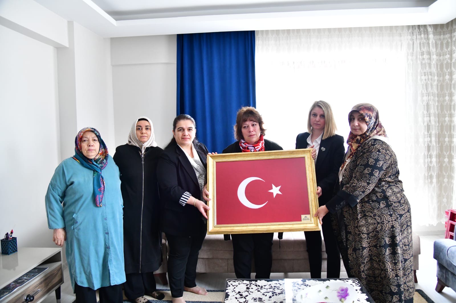 Hanımefendi Selda Yavuz’dan Şehit Ailelerine Ziyaret