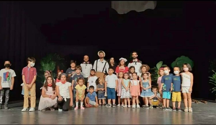 Hansel ve Gretel’in orman maceraları oyunu büyük başarı yakaladı