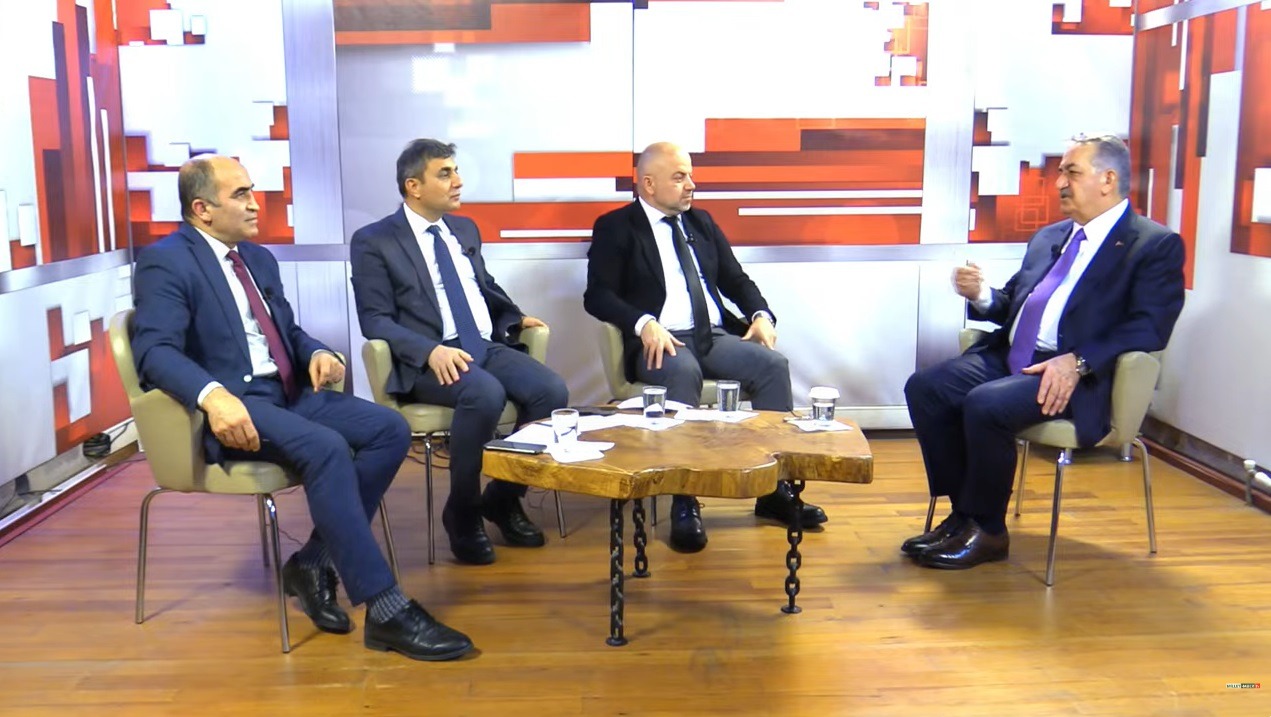 Hayati Yazıcı "Anadolu Soruyor"da Soruları Cevapladı