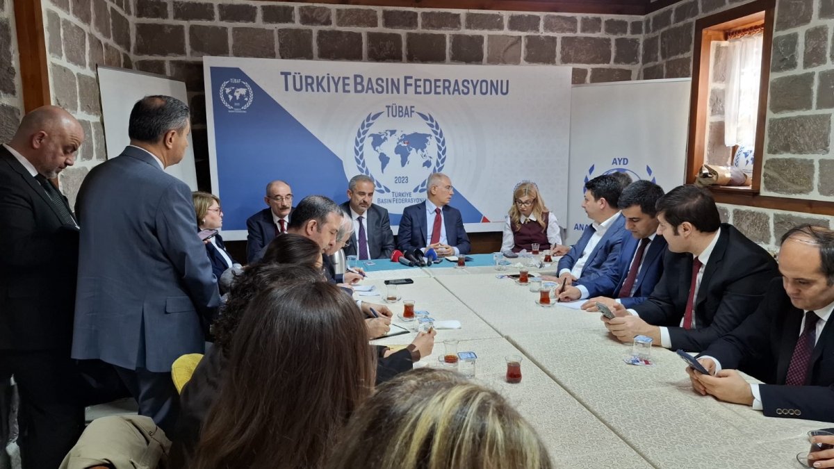 EFKAN ALA’DAN YENİ ANAYASA VE EKONOMİ MESAJI: “TÜRKİYE 10 BÜYÜK EKONOMİ ARASINA GİRMELİ”