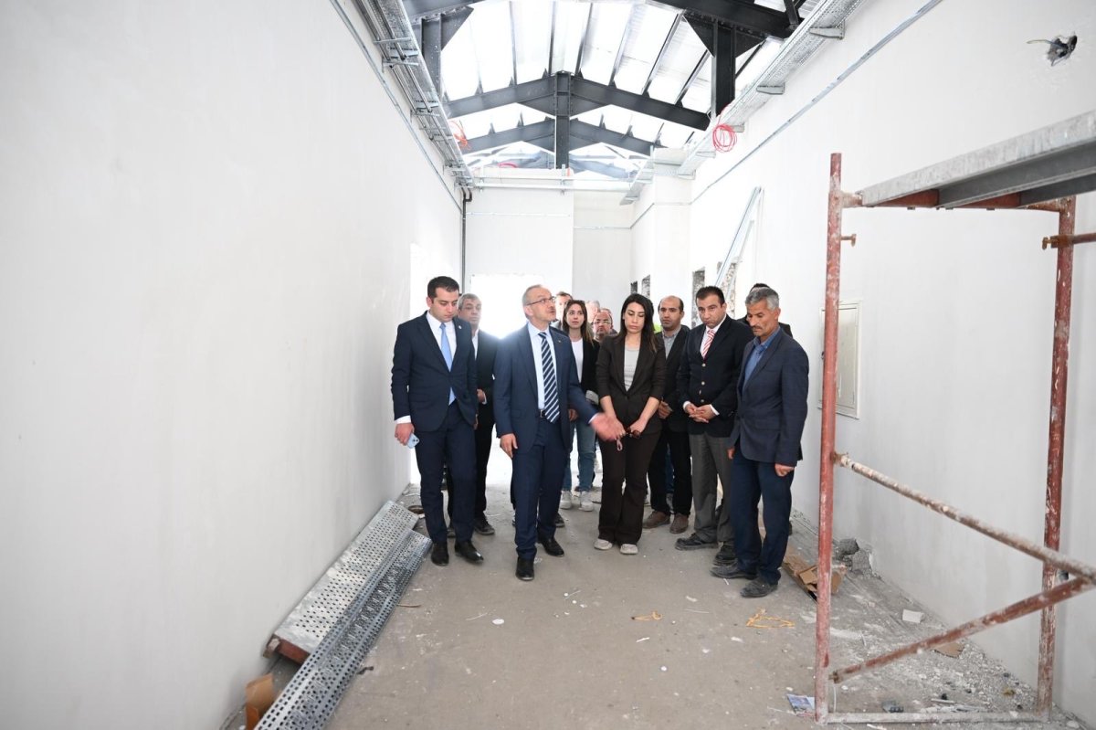 Vali Seddar Yavuz, Yazıhan İlçesinde Çeşitli Programlara Katıldı