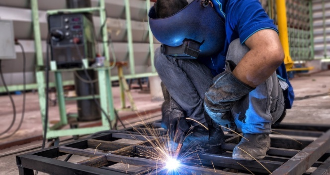 İşsizlik son bir ayda 275 bin kişi arttı