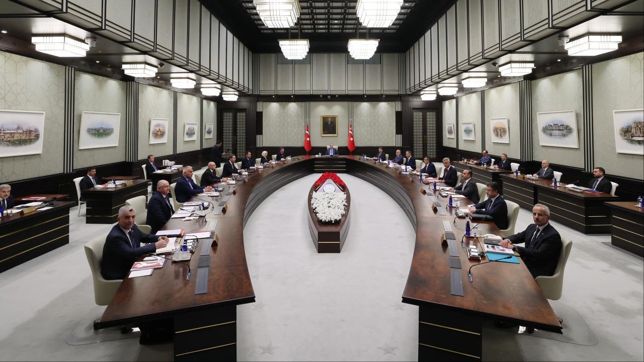 Kabine Bugün Ahlat'ta Toplanacak