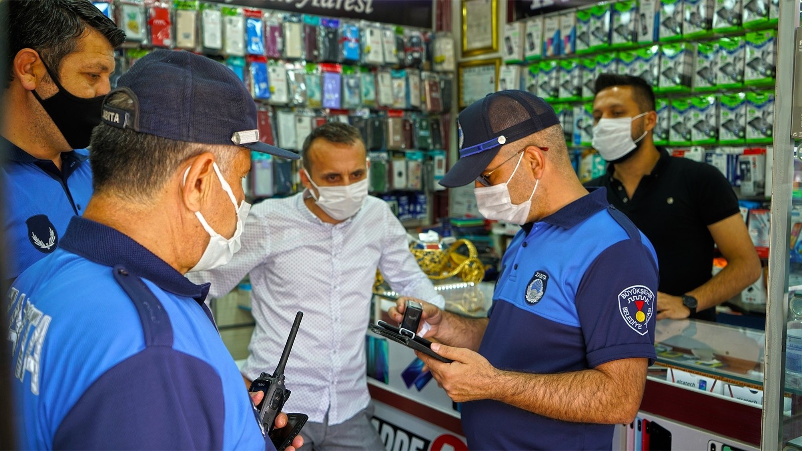 Kahramanmaraş’ta kademeli normalleşmede yoğun denetim
