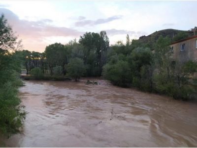 Kuluncak'ta Yoğun Yağış Sele Neden Oldu
