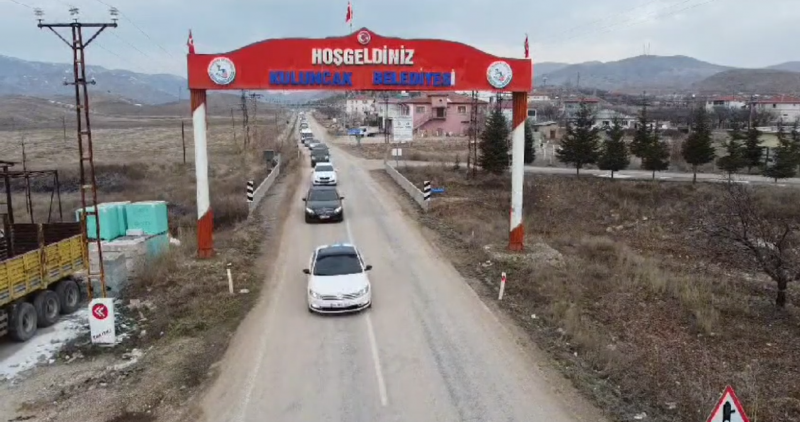 Kuluncak'tan Yüzlerce Araçla O Törene Geldiler