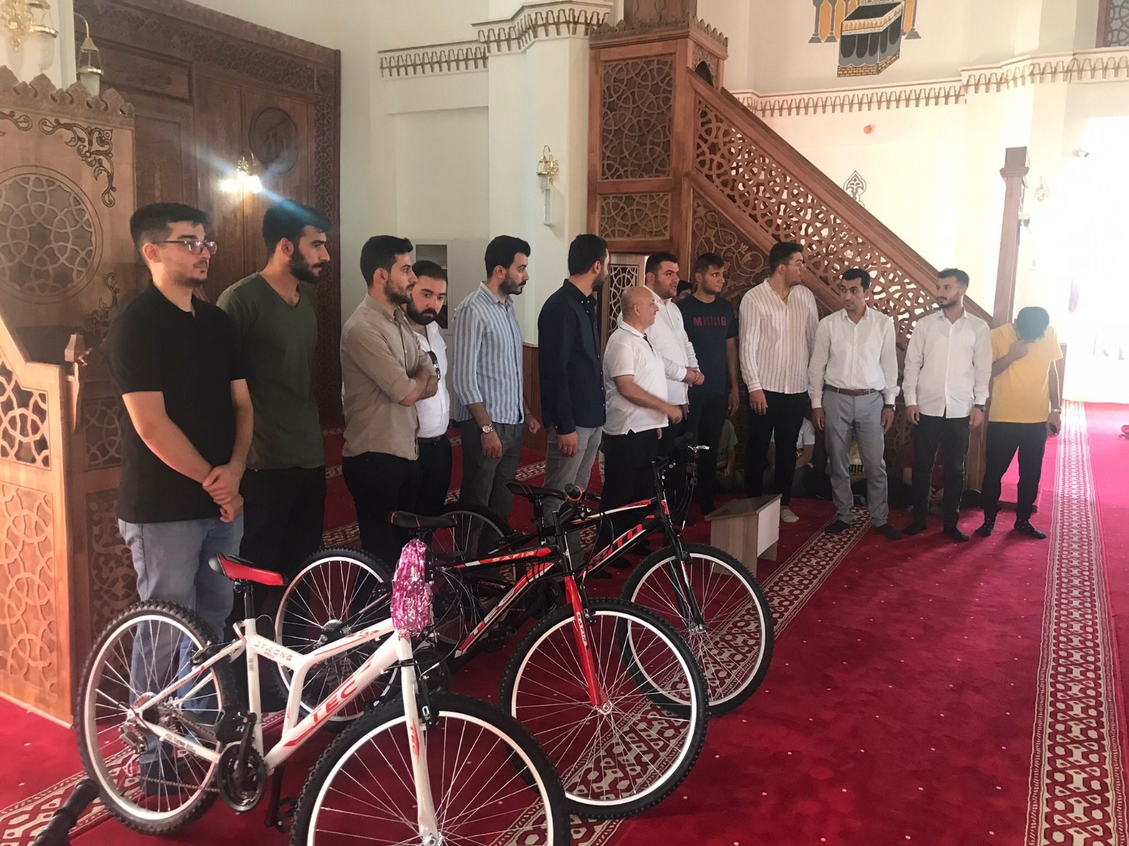 Kuran Kurslarını Bitiren Öğrencilere Ödül