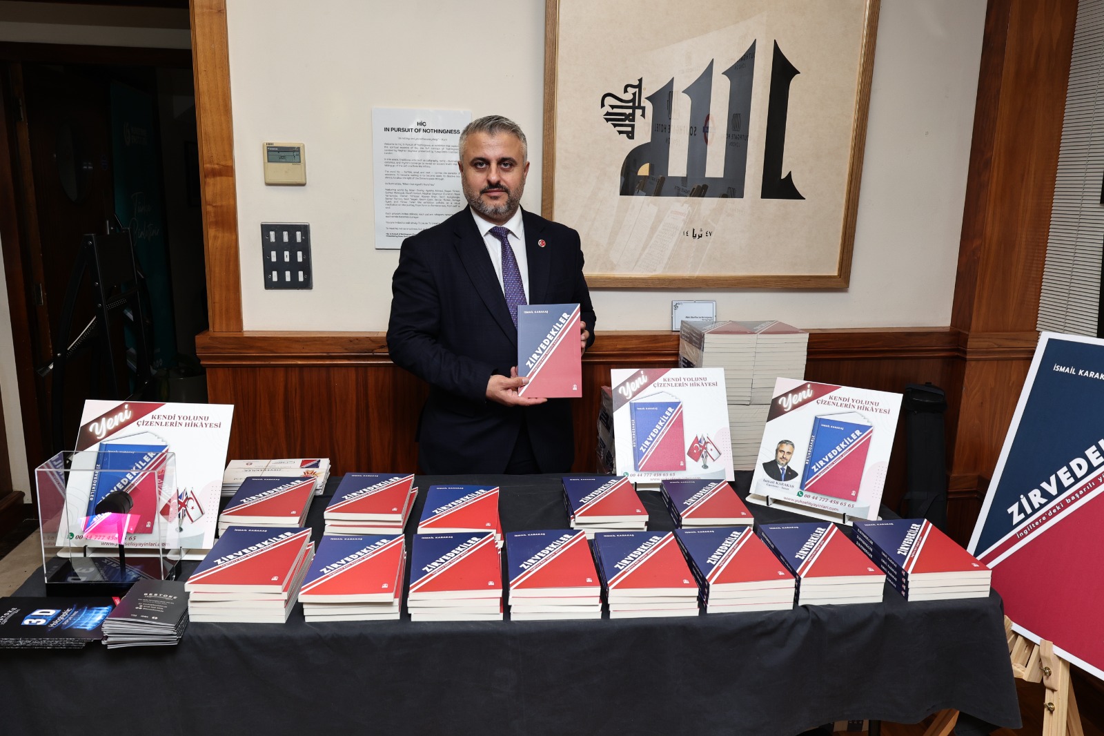 Londra'da " Zirvedekiler" kitabı lansmanı muhteşem bir katılım ile gerçekleştirildi