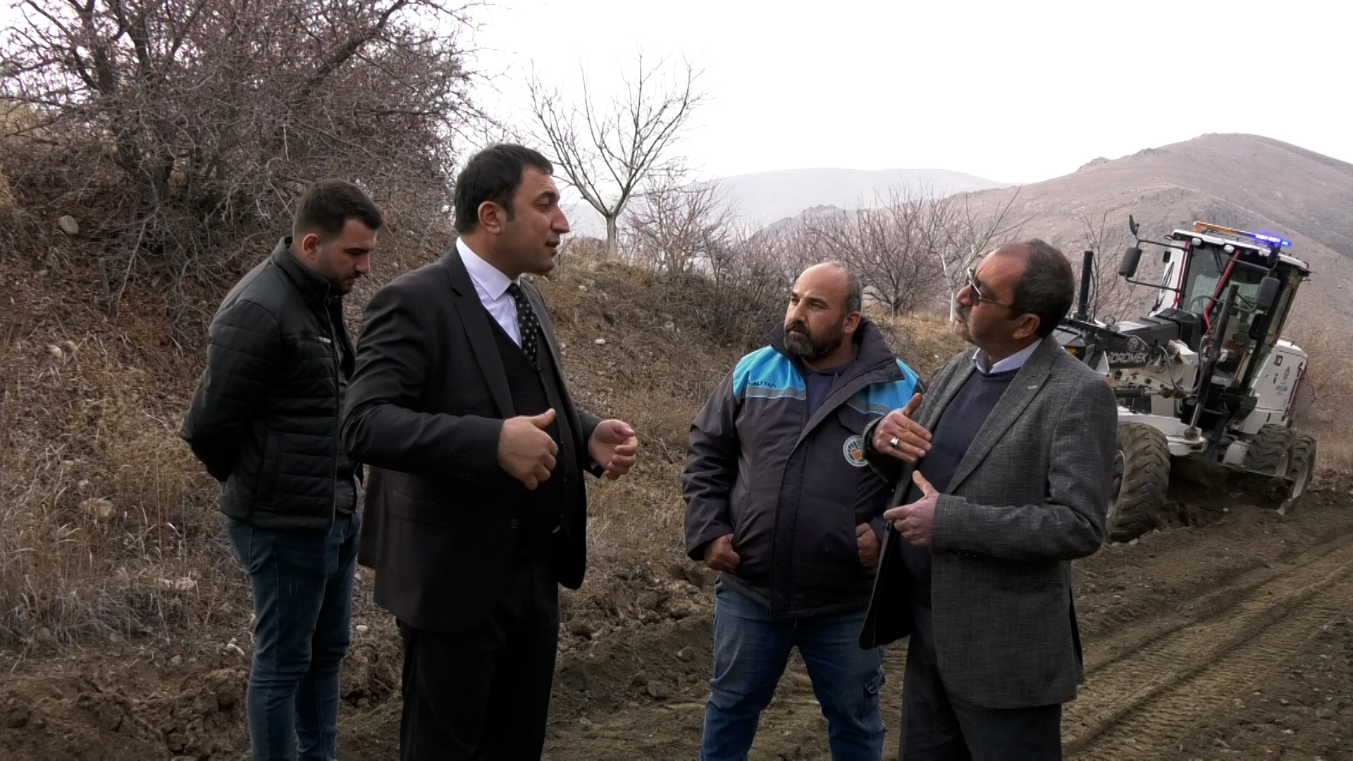 Malatya Büyükşehir Belediyesi Karim Yolunu Yapıyor