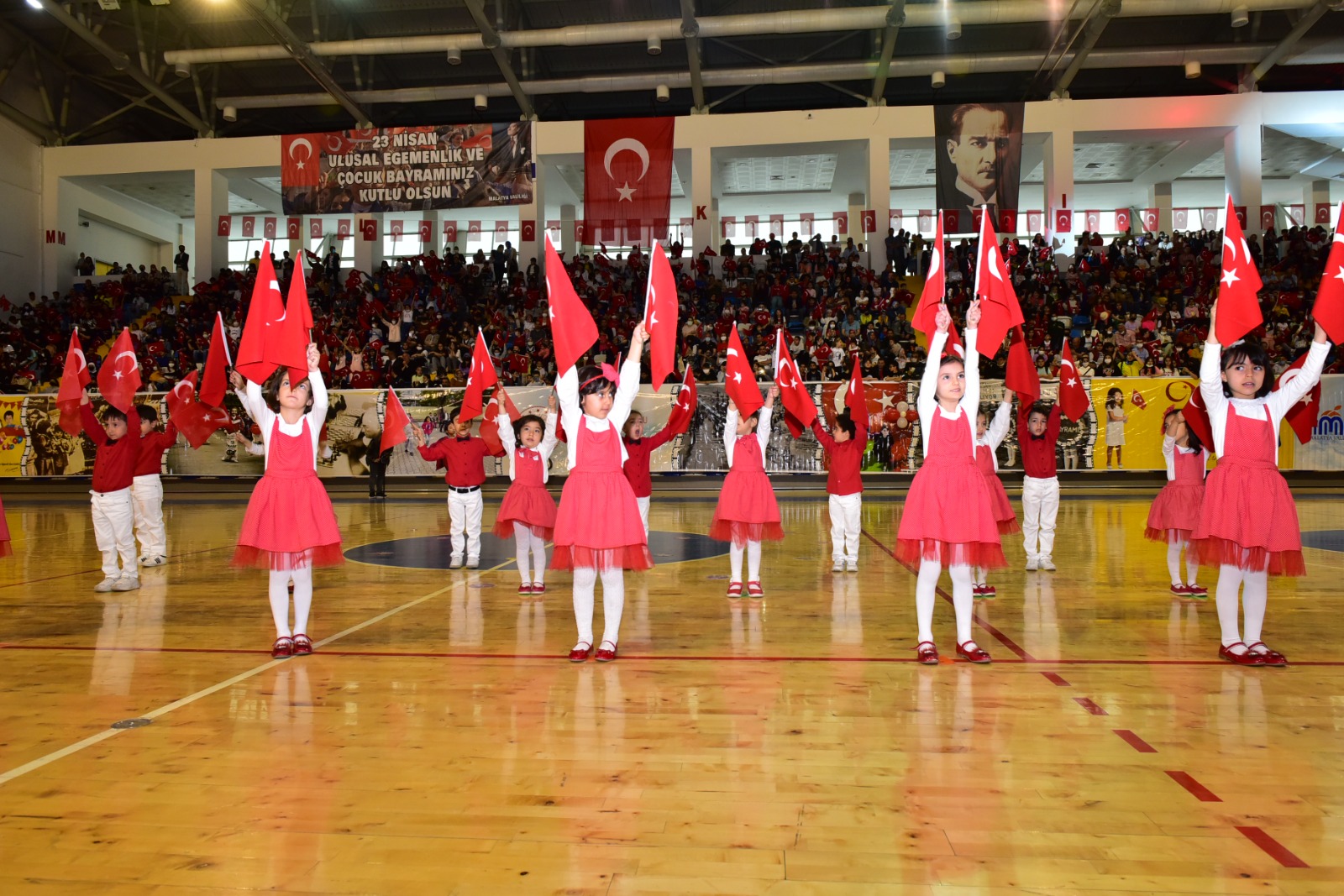 Malatya'da 23 Nisan Coşkusu Yaşandı
