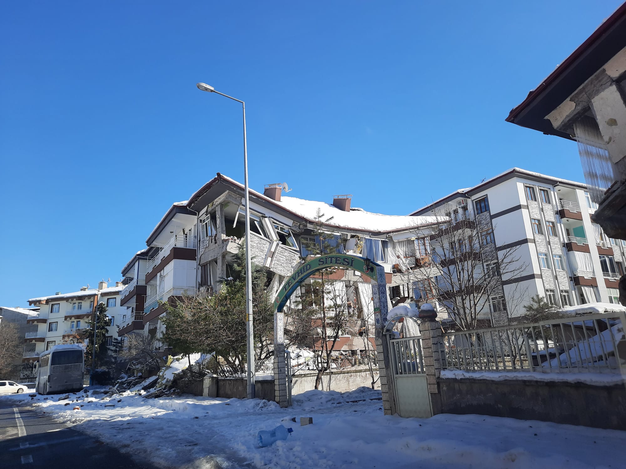 Malatya'da 25 Bin 324 Ağır Hasarlı Bina Var