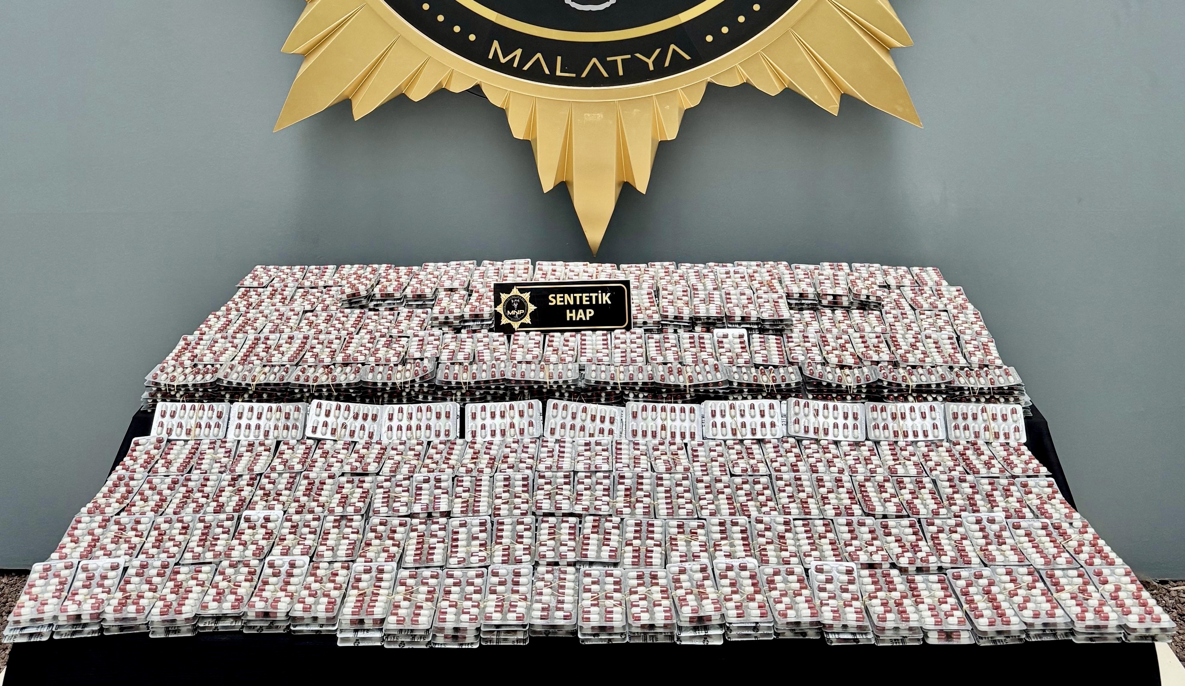 Malatya’da Uyuşturucu Operasyonu: 21 Bin 275 Hap Ele Geçirildi
