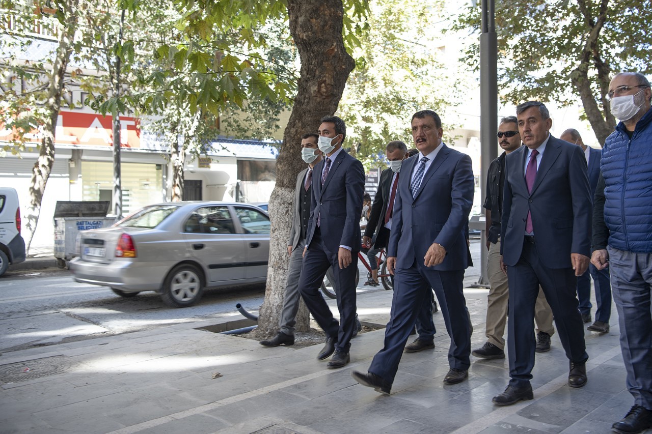 Malatya’daki Sivas Caddesi yenileniyor