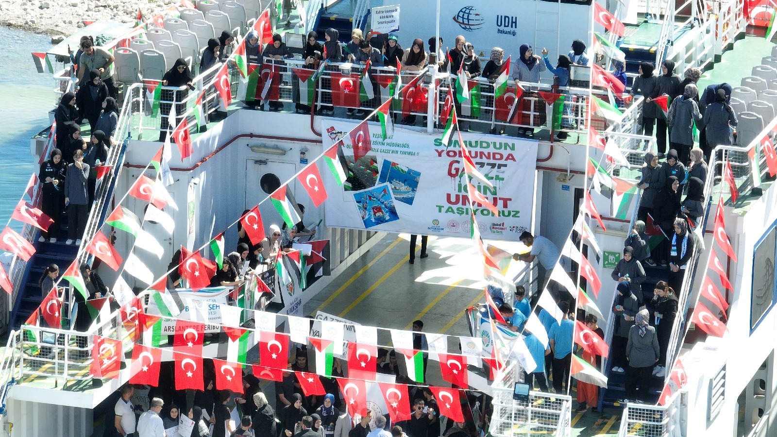 Malatya’dan Gazze’ye Anlamlı Destek: Öğrenciler Sumud Filosuna Umut Taşıdı