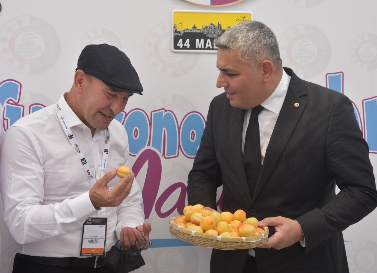 Malatya standı önemli isimleri ağırladı