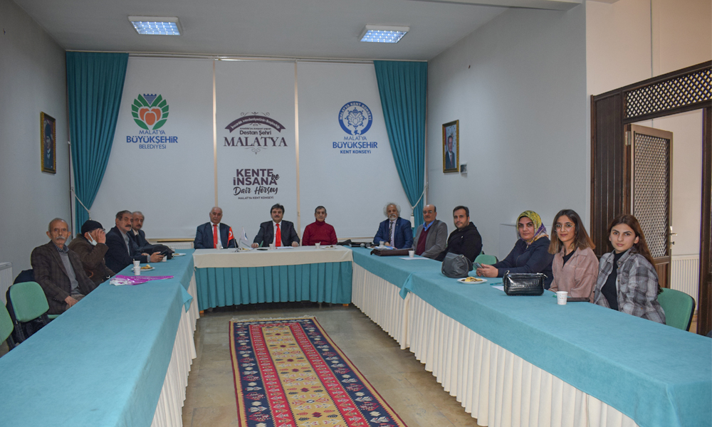 Malatyalı Şairlerden “Kahramanlık” Konulu Şiir Dinletisi