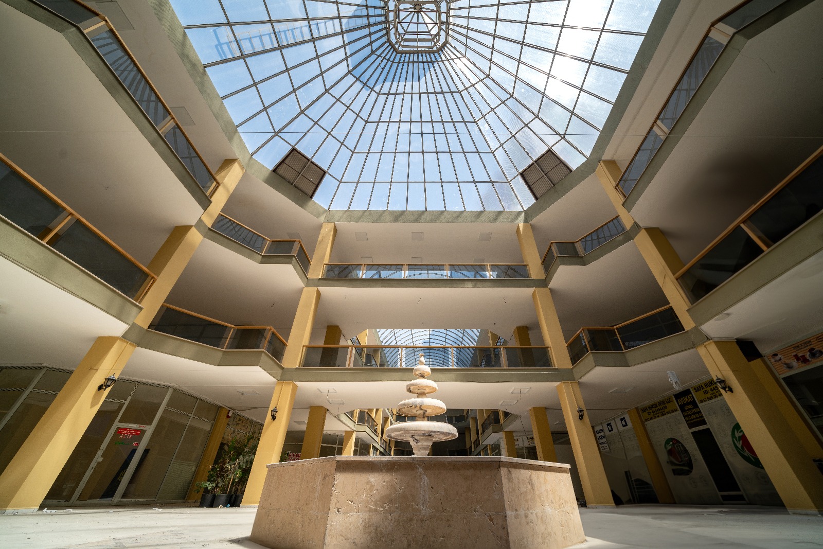 Matim İş Merkezi'ndeki Dükkanlar Açılmak İçin Gün Sayıyor