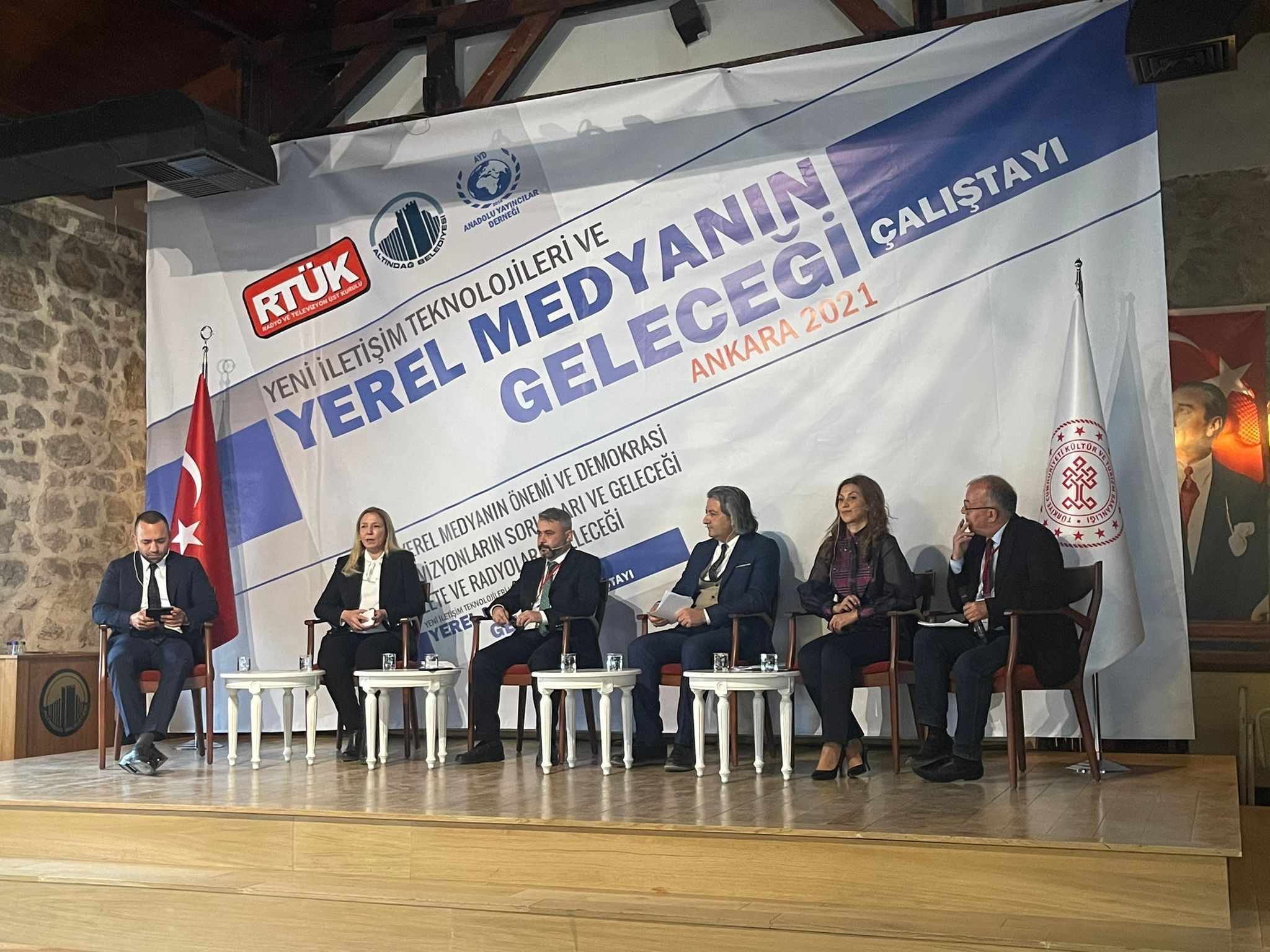 Mega Haber Genel Yayın Yönetmeni Yılmaz'dan  Çağrı "İnternet Yasası Biran Önce Çıkarılmalı"
