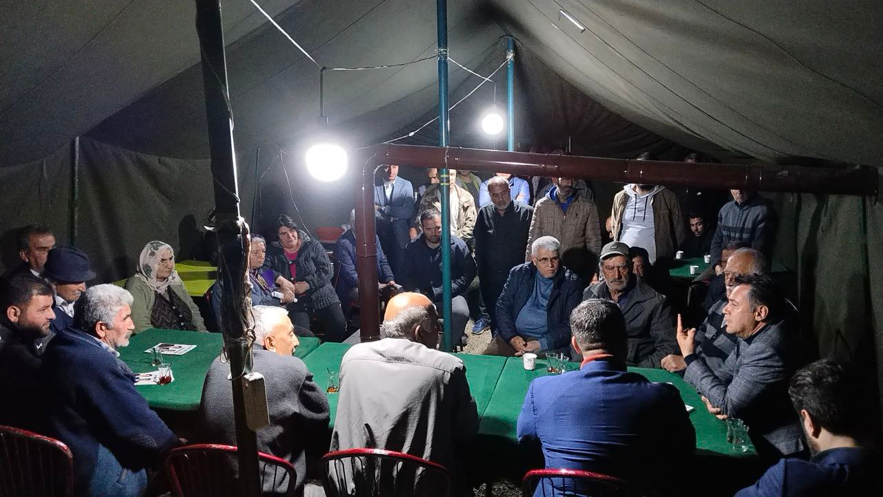 Milletvekili Adayı Göçmez Seyituşağı Sakinleriyle Buluştu