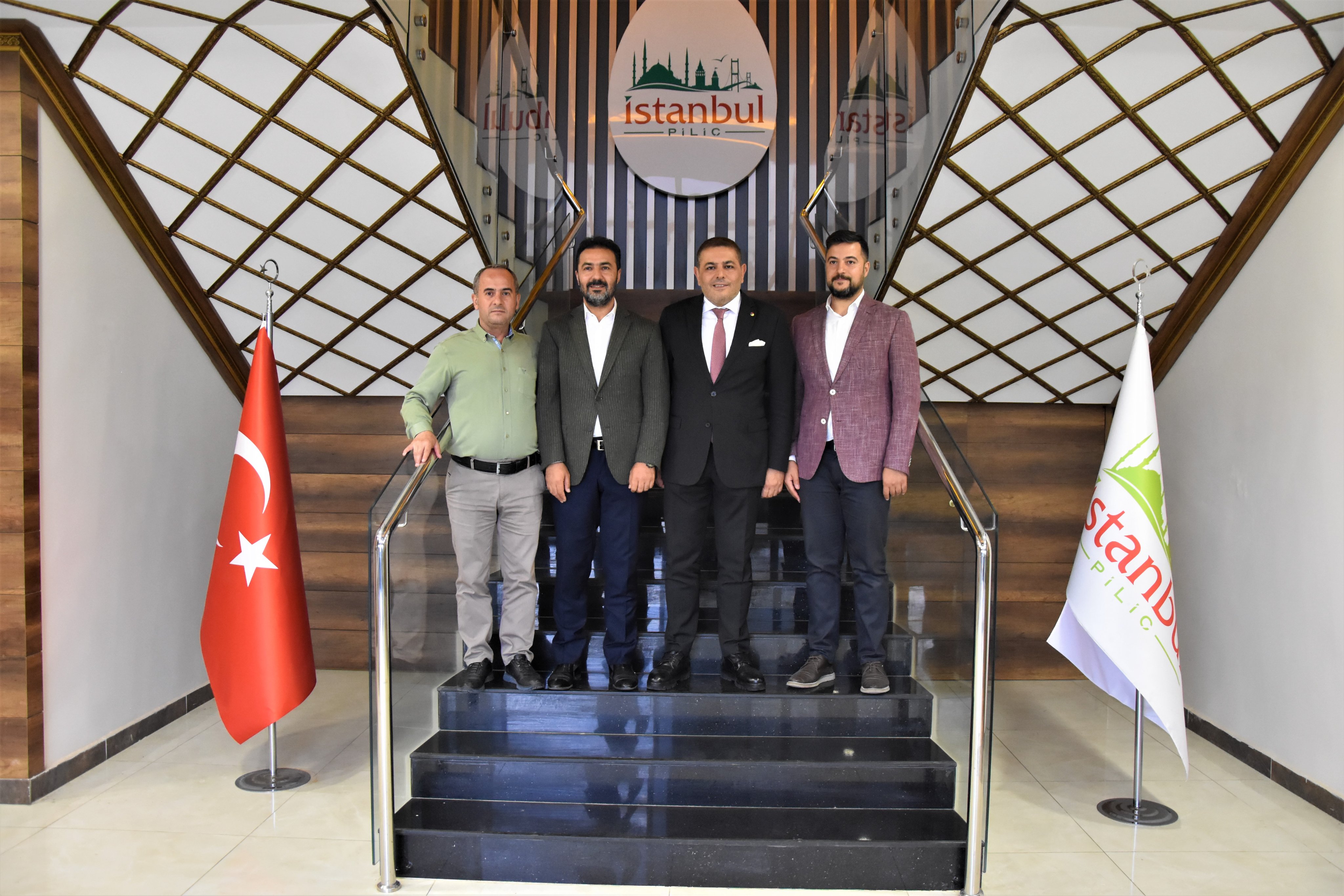 MTSO’dan İstanbul Piliç’e Plaket