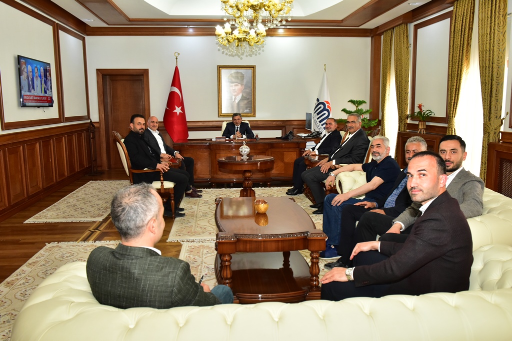 MÜSİAD Yönetimi Vali Şahin’i Ziyaret Etti