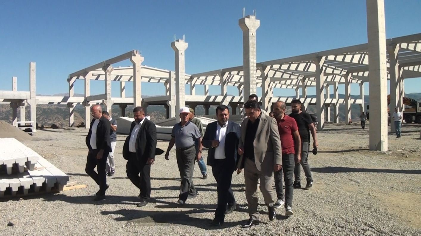 Pütürge "Tekstil Kent Sanayi Sitesinde" Sona Doğru