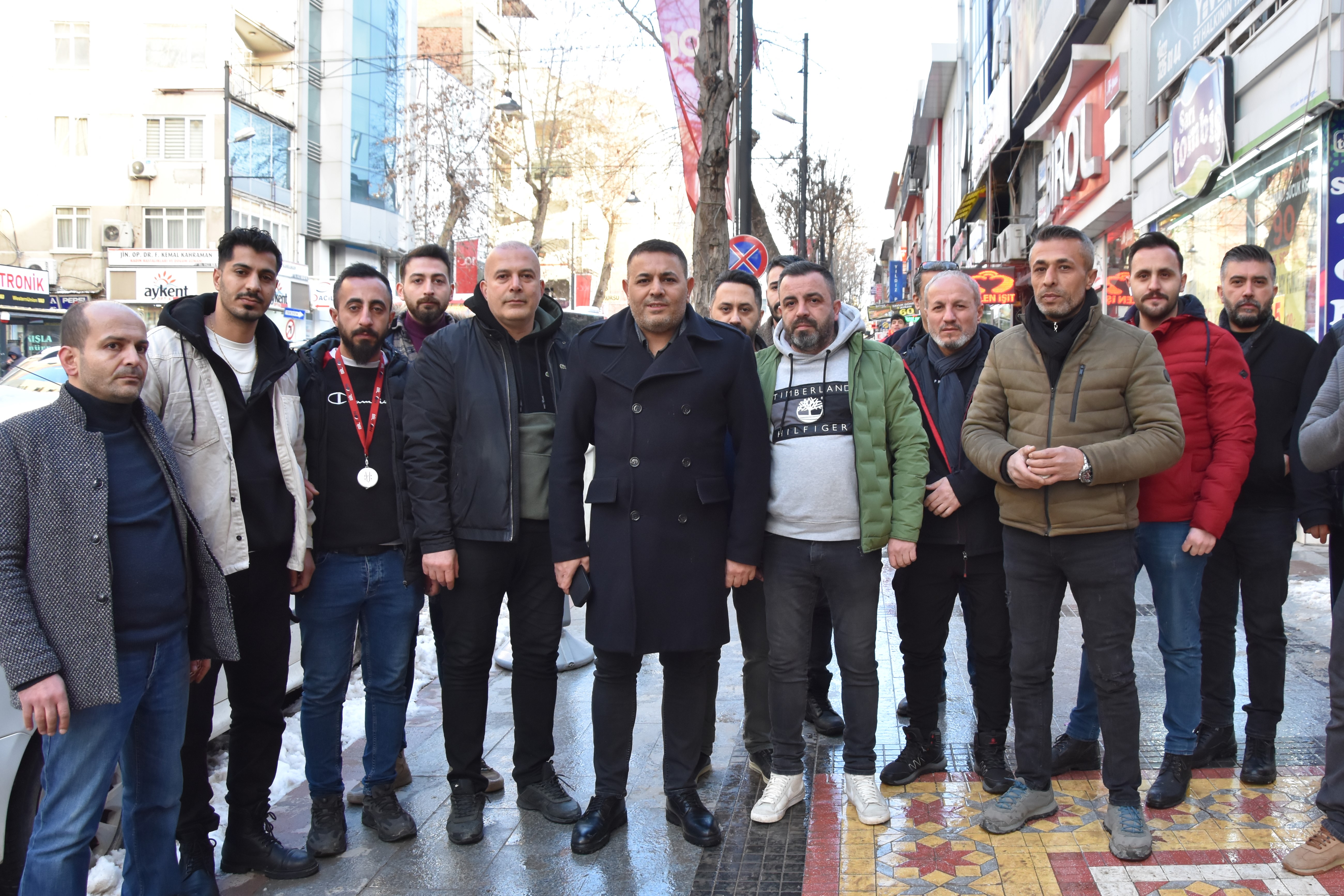 Sadıkoğlu: “Dönüşüme değil, zamansız ve plansız yıkıma karşıyız”