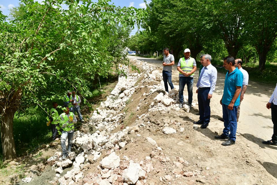 Samanköy’ün Yolları Güvenli Hale Getiriliyor