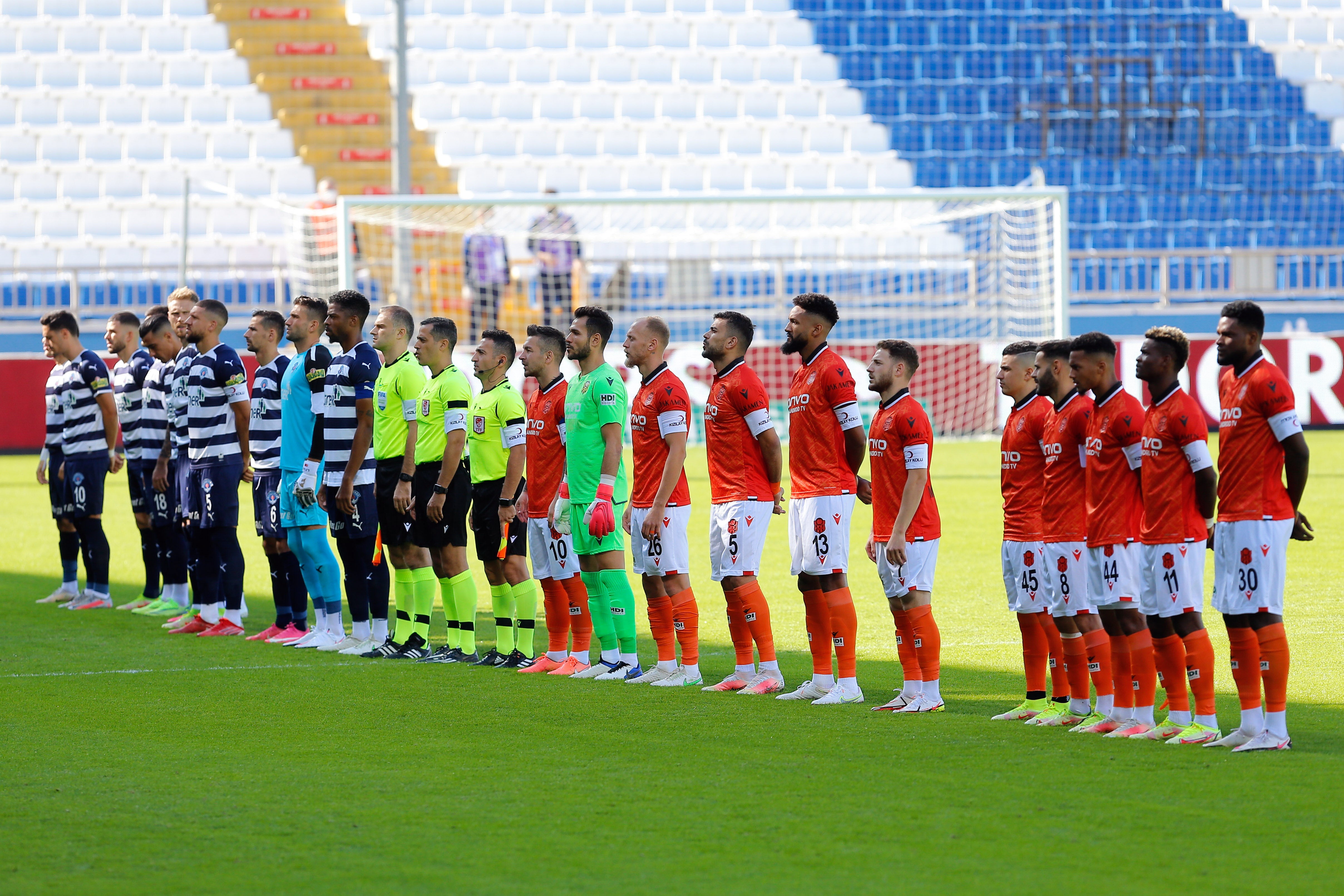 Süper Lig: Kasımpaşa: 0 - Yeni Malatyaspor: 0 (İlk yarı)