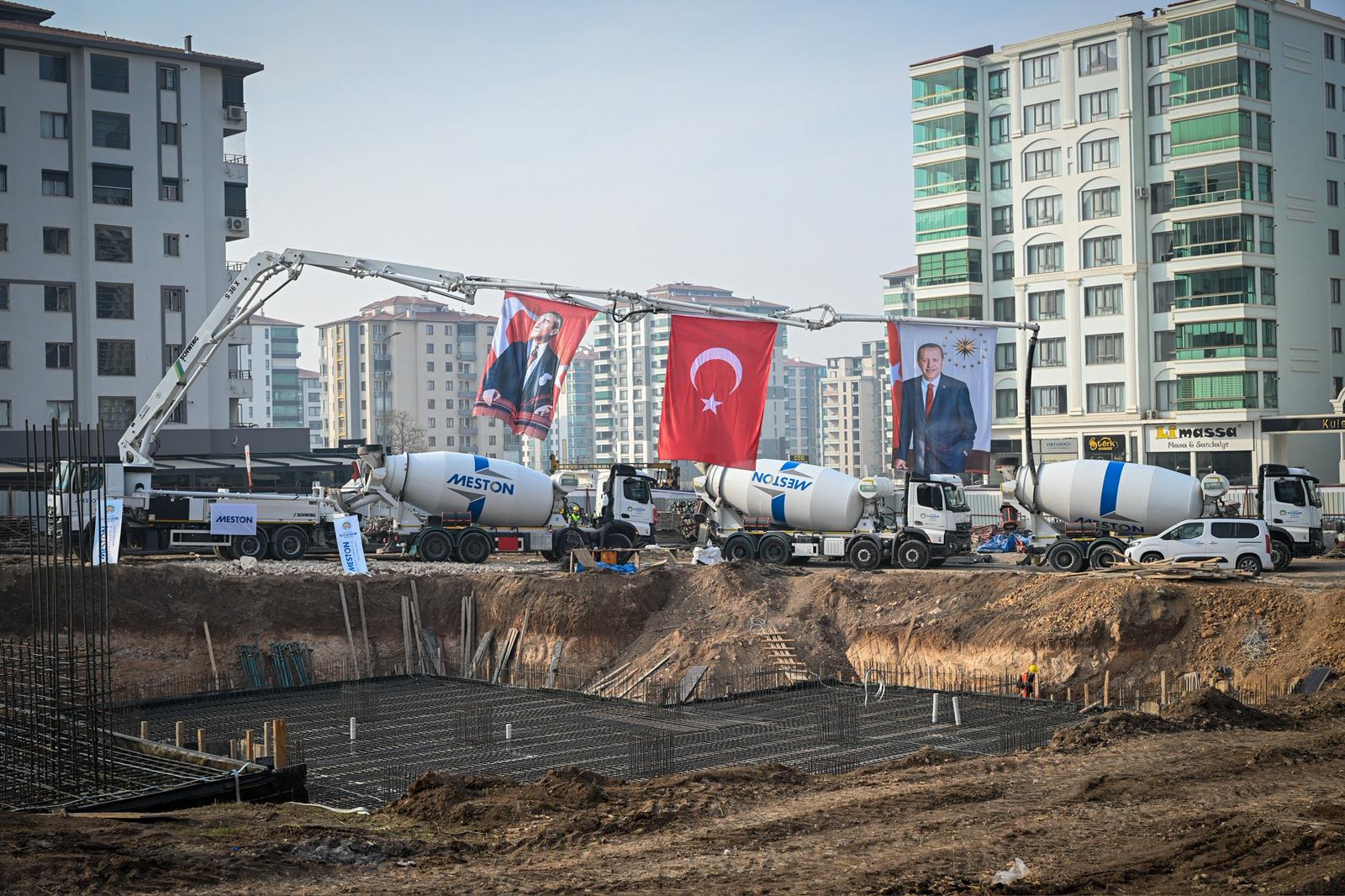 TECDE SPOR KOMPLEKSİ’NİN  TEMEL ATMA TÖRENİ YAPILDI