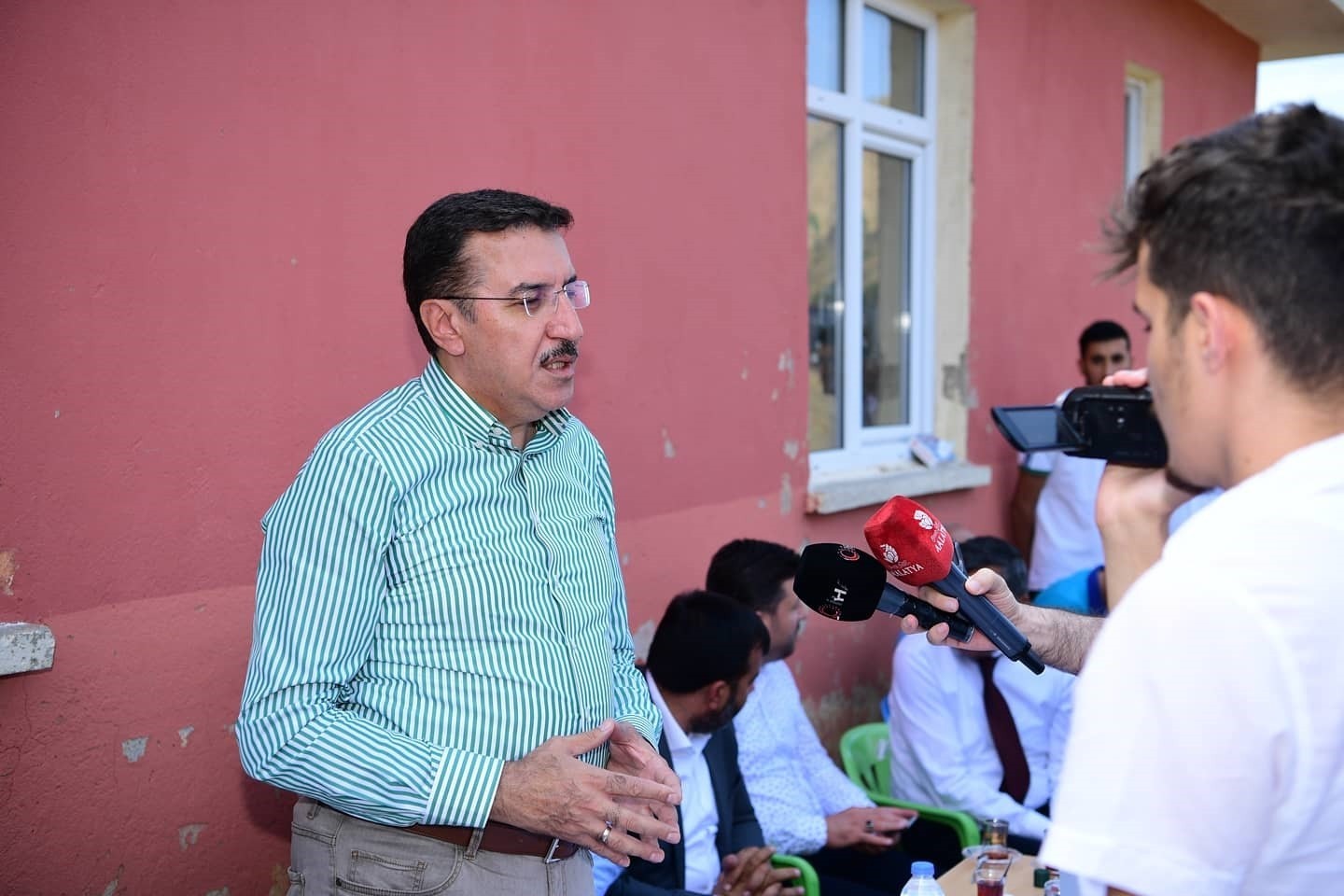 Tüfenkci : "Türkiye’de çok oyunlar oynanıyor ve çok hesaplar yapılıyor"