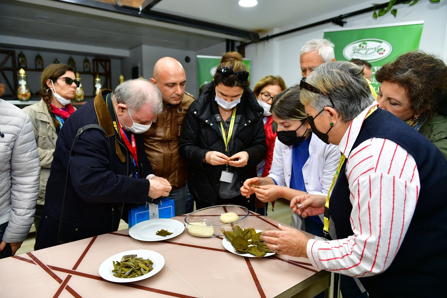 Tur rehberleri Yeşilyurt’ta Lezzet Caddesini gezdi