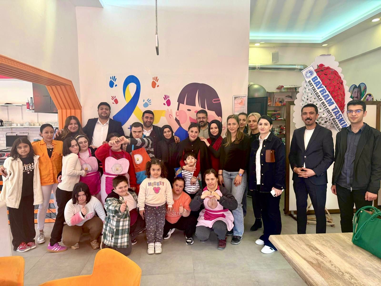 Türk Büro-Sen’den Güleryüz Cafe’de Anlamlı Buluşma