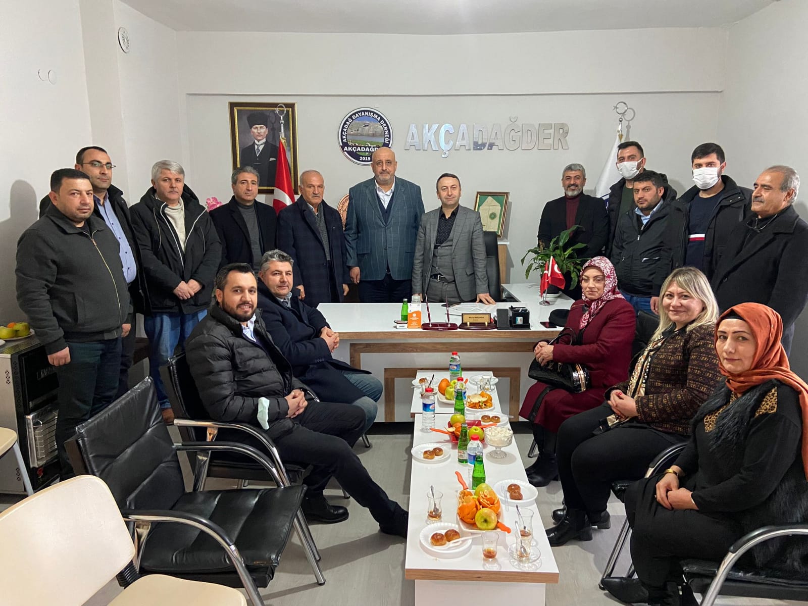 Uçkan, "Çare Gelecek Partisi"