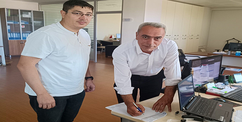 UHD Bayram Öncesi Ailelere Çek Dağıttı