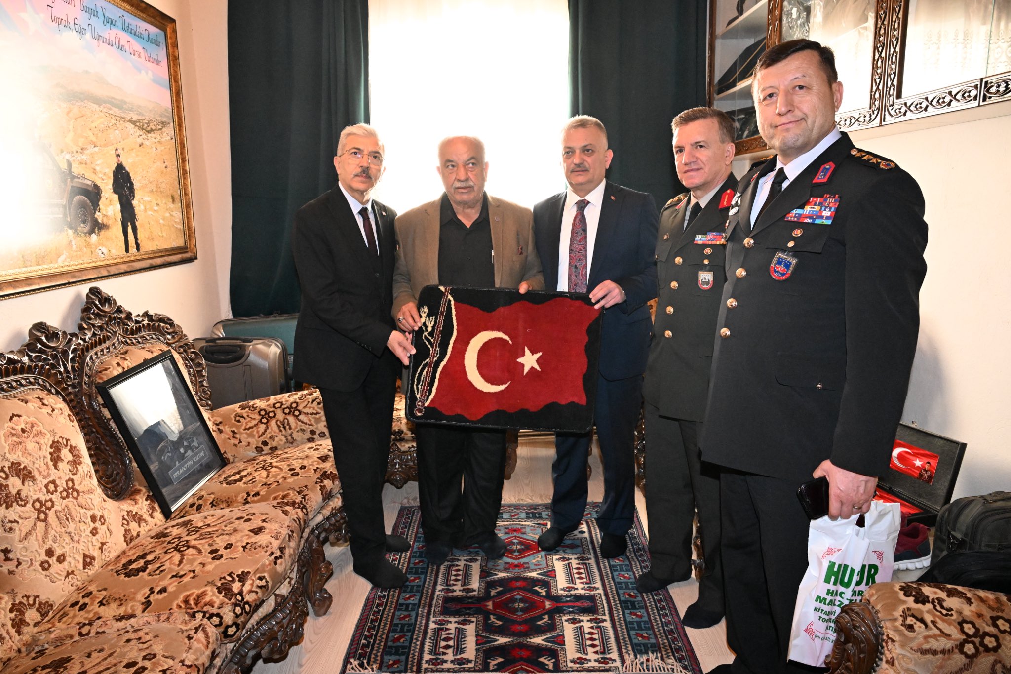 Vali Ersin Yazıcı’dan Şehit Ailelerine Bayram Ziyareti